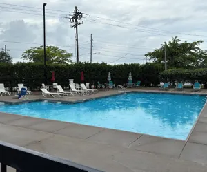 Photo 2 - Clarion Pointe Near Erie Casino