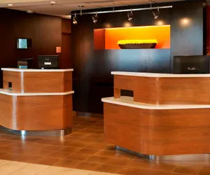 Photo 5 - Courtyard by Marriott Toledo Airport Holland