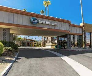 Photo 2 - Best Western Date Tree Hotel