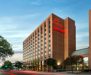 Photo 2 - The Lincoln Marriott Cornhusker Hotel