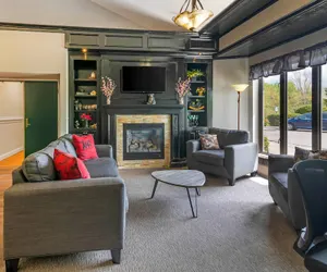 Photo 4 - Black Bear Inn, an Ascend Collection Hotel