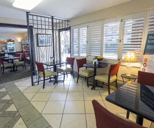 Photo 3 - Quality Inn Savannah Historic District