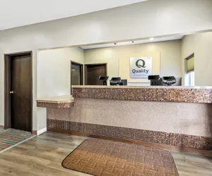 Photo 2 - Quality Inn Brookings - University