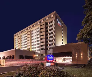 Photo 2 - Fairfield Inn & Suites by Marriott Charlotte Uptown