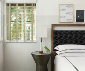 Photo 4 - Kimpton Surfcomber Hotel by IHG