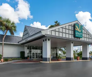 Photo 2 - Quality Inn & Suites Brooksville I-75/Dade City