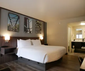 Photo 5 - Days Inn by Wyndham Prescott