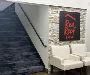 Photo 3 - Red Roof Inn & Suites Middleborough