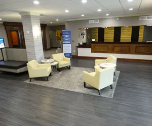 Photo 5 - Best Western Premier Airport/Expo Center Hotel