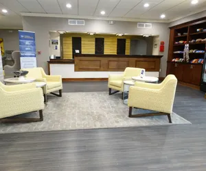Photo 2 - Best Western Premier Airport/Expo Center Hotel