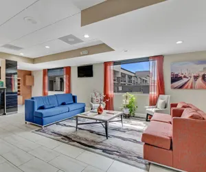 Photo 4 - Quality Inn Dalton East