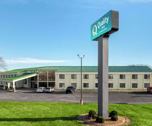 Photo 2 - Quality Inn