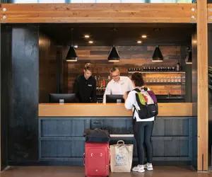 Photo 5 - Waypoint Hotel