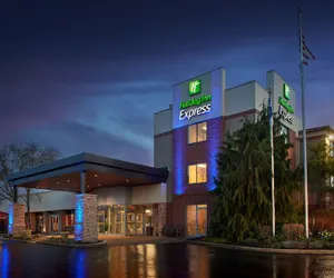 Photo 2 - Holiday Inn Express Akron NW - Fairlawn, an IHG Hotel