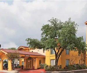 Photo 2 - Rodeway Inn