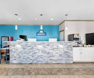 Photo 5 - Days Inn by Wyndham Gainesville
