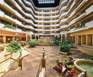 Photo 3 - Embassy Suites by Hilton Greensboro Airport