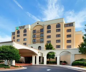 Photo 2 - Embassy Suites by Hilton Greensboro Airport