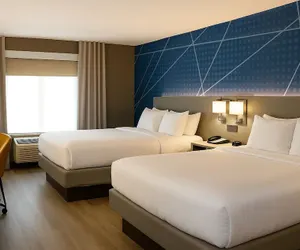 Photo 2 - Comfort Inn & Suites Danbury-Bethel