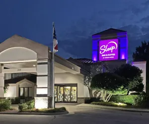 Photo 2 - Sleep Inn & Suites Spring Lake - Fayetteville near Fort Bragg