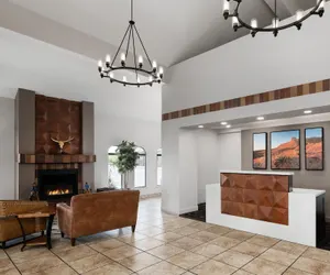 Photo 3 - Best Western Discovery Inn