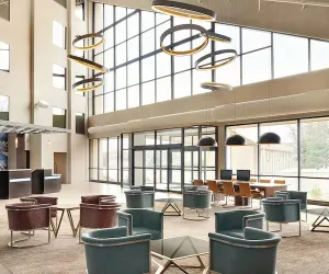 Photo 2 - Holiday Inn Bloomington - Normal by IHG