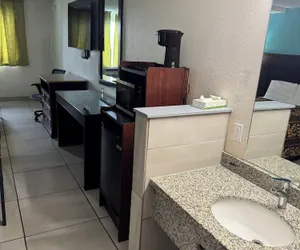 Photo 5 - Nampa Inn & Suites