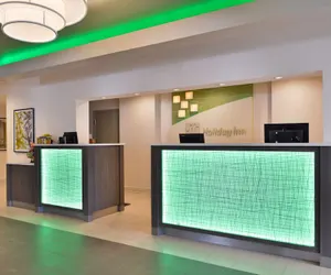 Photo 4 - Holiday Inn Hotel & Suites Rochester - Marketplace, an IHG Hotel