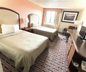 Photo 3 - Fairbridge Hotel Cleveland East