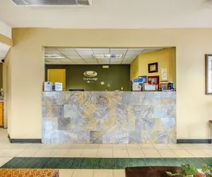 Photo 2 - Econo Lodge