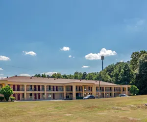 Photo 2 - Econo Lodge Union City - Atlanta South