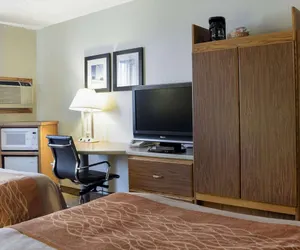 Photo 4 - Quality Inn Bismarck I-94