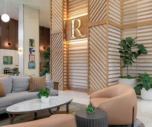 Photo 5 - Renaissance Orlando Resort – Disney Springs® Area