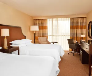 Photo 5 - Courtland Grand Hotel, Trademark Collection by Wyndham