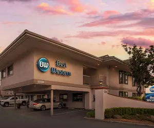 Photo 2 - Best Western Inn