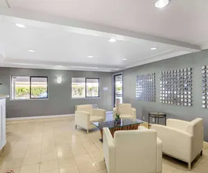 Photo 4 - Best Western Inn