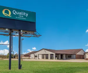 Photo 2 - Quality Inn Grayville