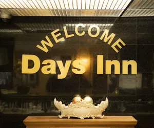 Photo 2 - Days Inn by Wyndham Concord