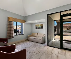 Photo 4 - Quality Inn