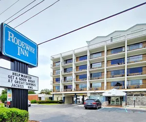 Photo 2 - Rodeway Inn