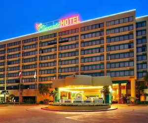 Photo 2 - MCM Eleganté Hotel & Conference Center Beaumont