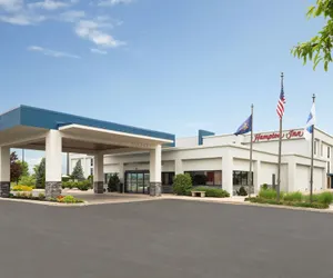 Photo 2 - Hampton Inn Chambersburg