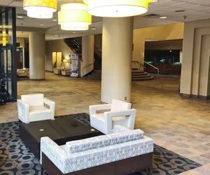 Photo 3 - Radisson Hotel Bismarck