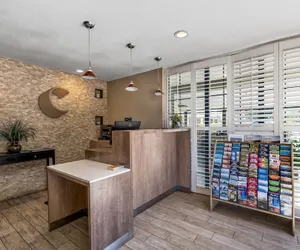 Photo 5 - Comfort Inn Santa Cruz North