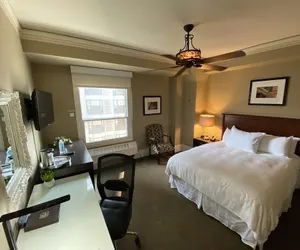 Photo 5 - Kensington Park Hotel