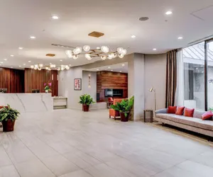 Photo 3 - Hilton Chicago/Oak Lawn