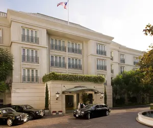 Photo 2 - The Peninsula Beverly Hills