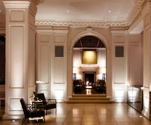Photo 3 - The Chicago Hotel Collection Ambassador Gold Coast