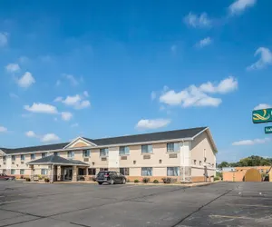 Photo 2 - Quality Inn Coralville - Iowa River Landing