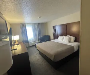 Photo 4 - Quality Inn & Suites Green Bay - Ashwaubenon